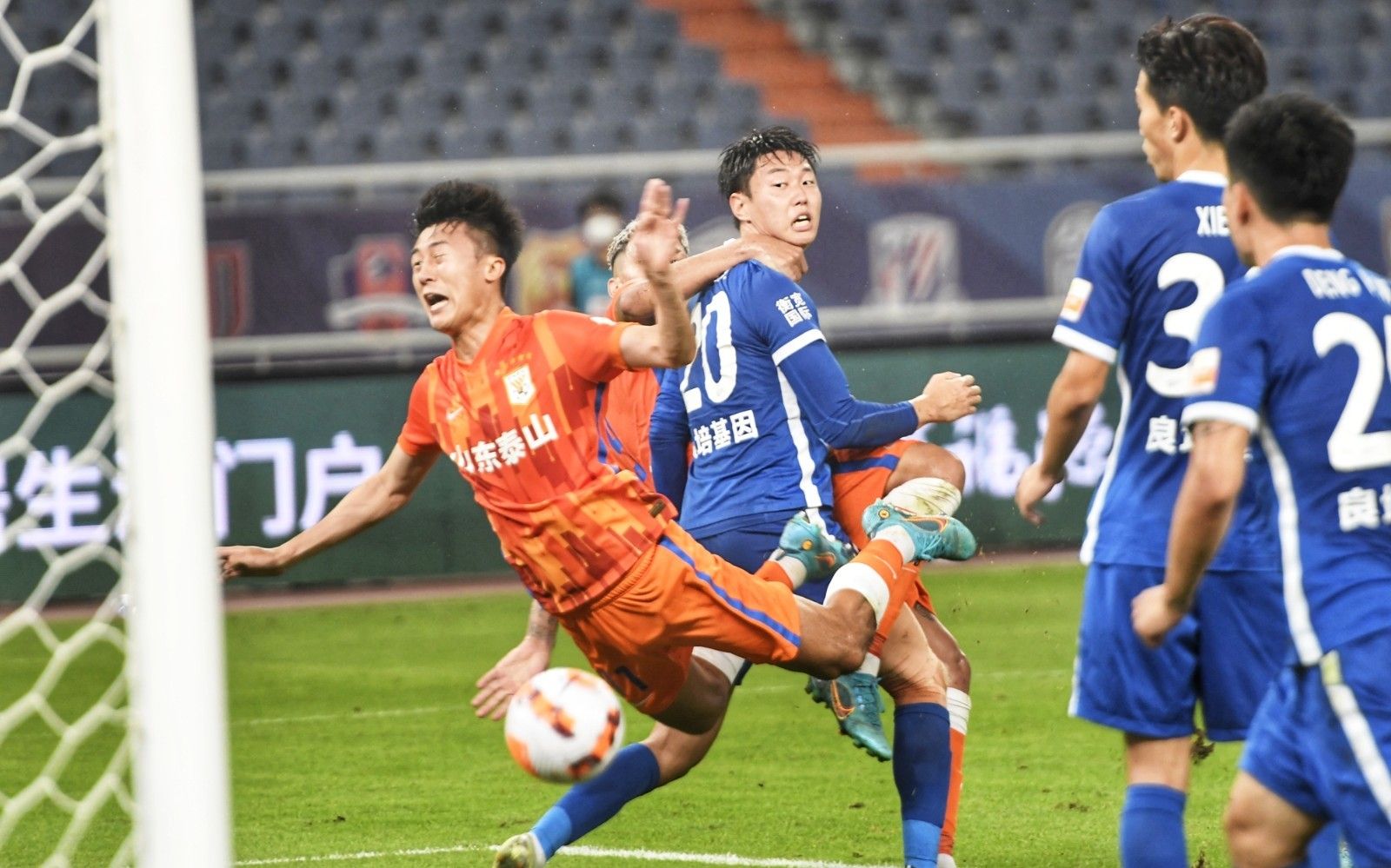 萨利巴：毫不犹豫地续约，是因我想在阿森纳取得成功（萨利巴：为在阿森纳实现抱负，我选择果断续约）