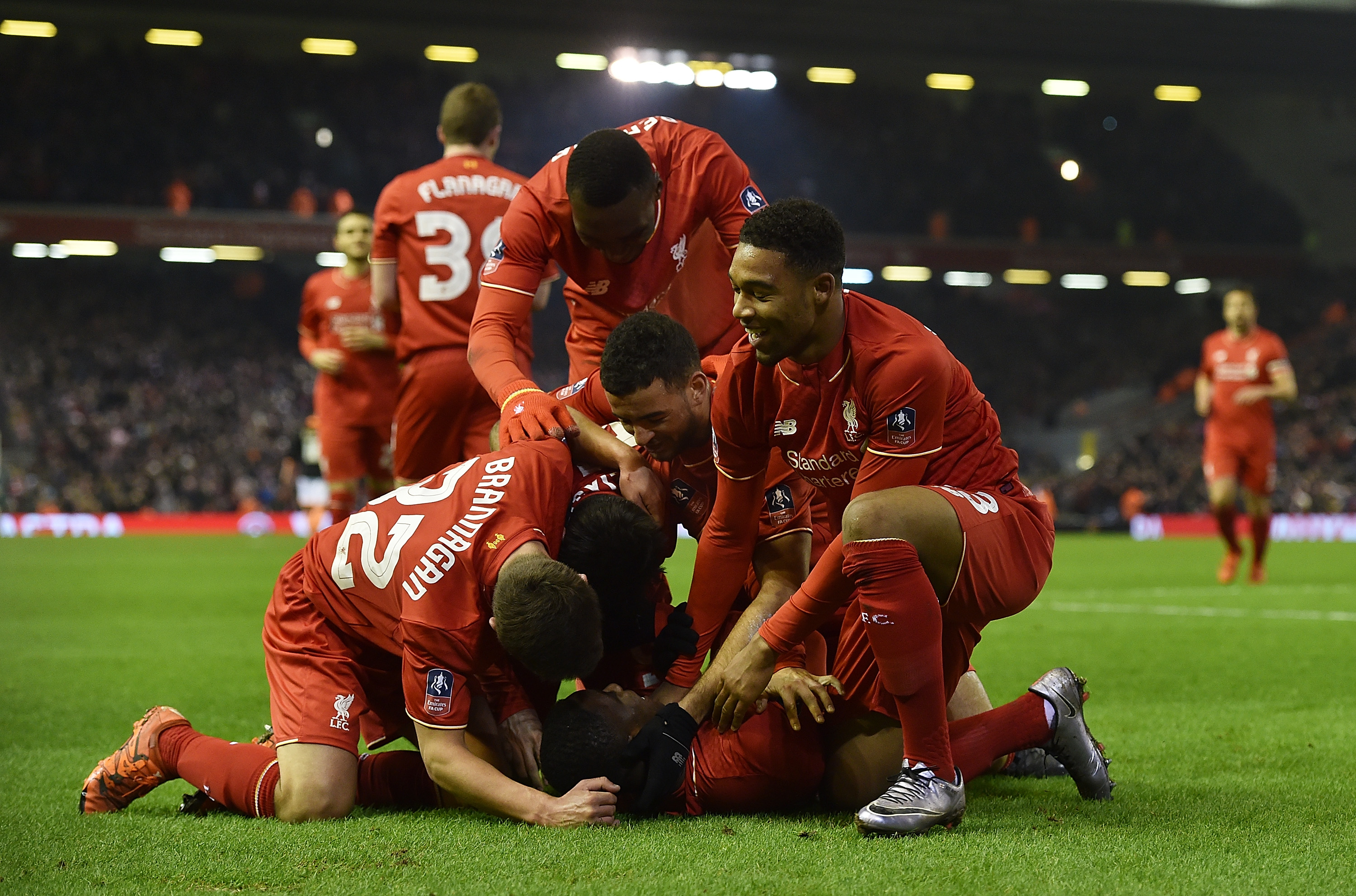 孔帕尼：冬歇期对球员身心恢复至关重要，奥利塞能够出场比赛（孔帕尼：冬歇期关键促进球员身心恢复，奥利塞可出战）