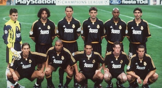 数据全面！王奕博加盟青岛首秀12分5篮板3助攻2抢断