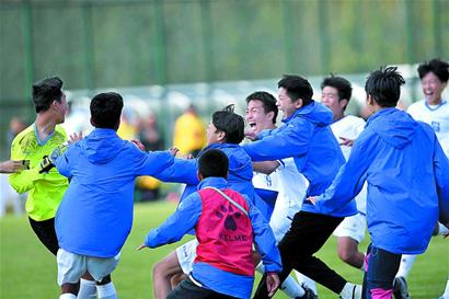 不差钱，阿联酋足协提供5架专机拉球迷去客场看世预赛