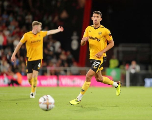 世欧预战报：马苏拉斯、斯佐利斯造险，白俄罗斯0-0平希腊（世欧预战报：马苏拉斯、斯佐利斯接连造险，白俄罗斯与希腊互交白卷）