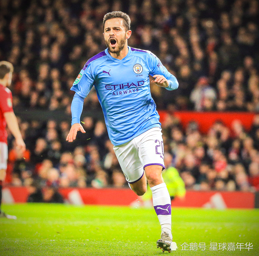 中场核心连续送出致命直塞