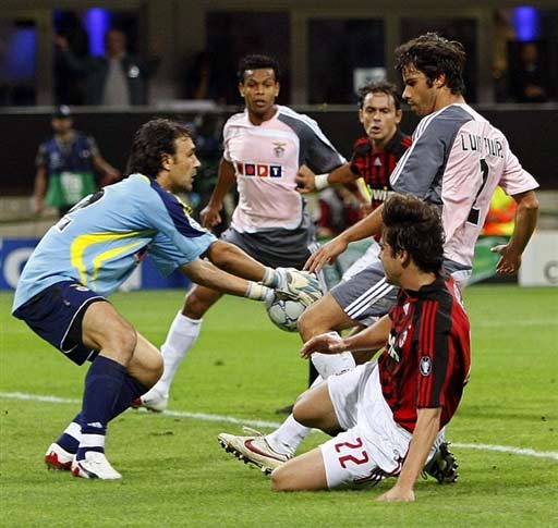 跟队记者：VAR竟然认为米兰对阵帕尔马时的点球是萨56的犯规