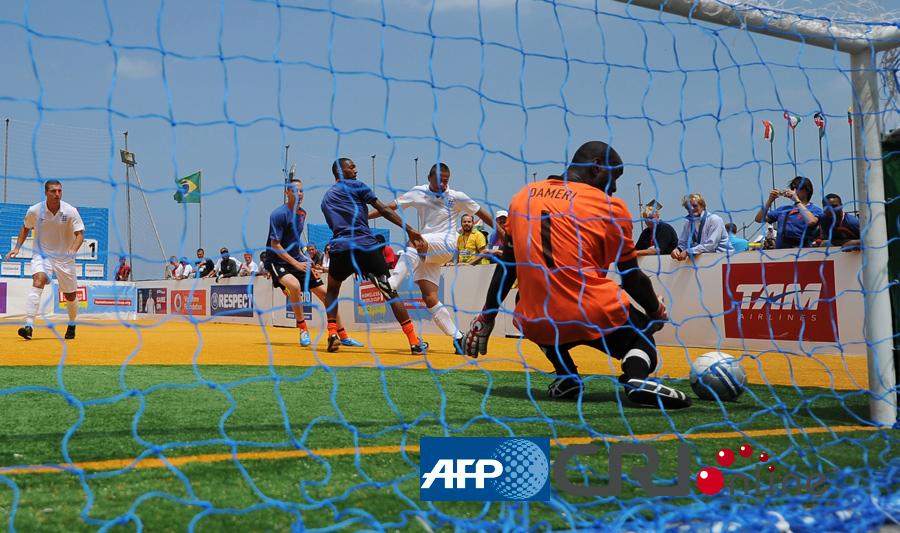 川普狂喜，乡下人乐队将在世界杯抽签仪式结束后表演《YMCA》