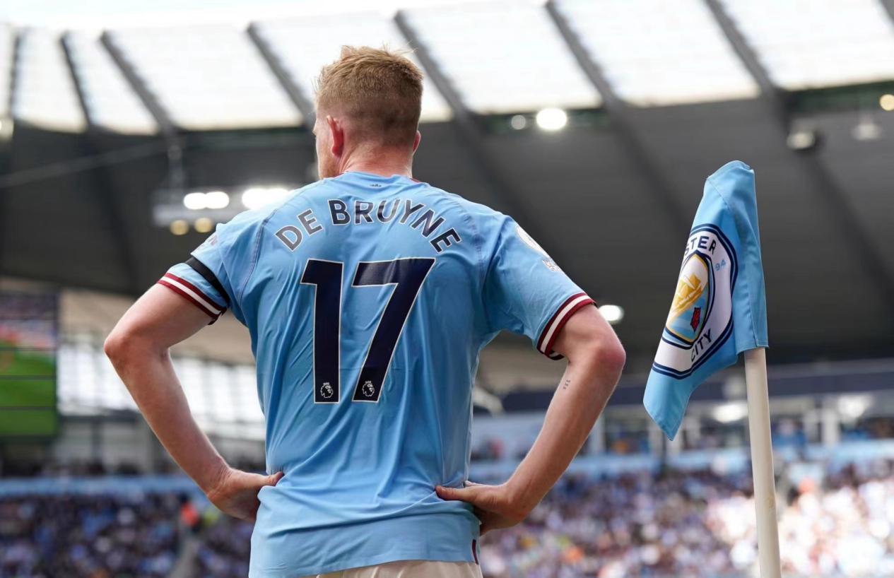 天空体育：曼联预计将向莱比锡正式报价谢什科