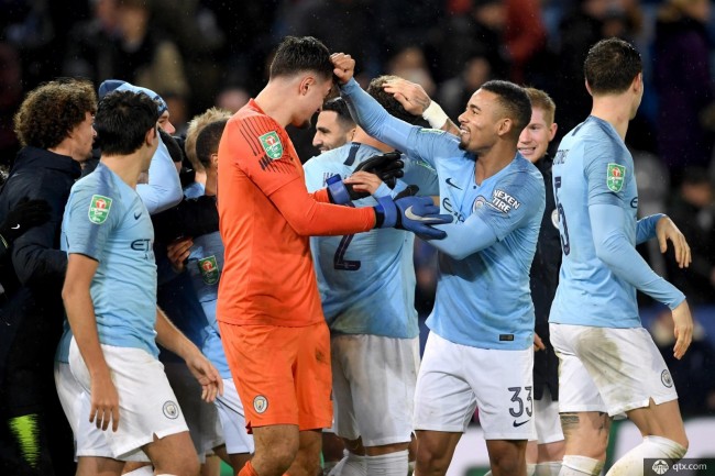 足球英超裁判再陷争议，赛后官方急发声明