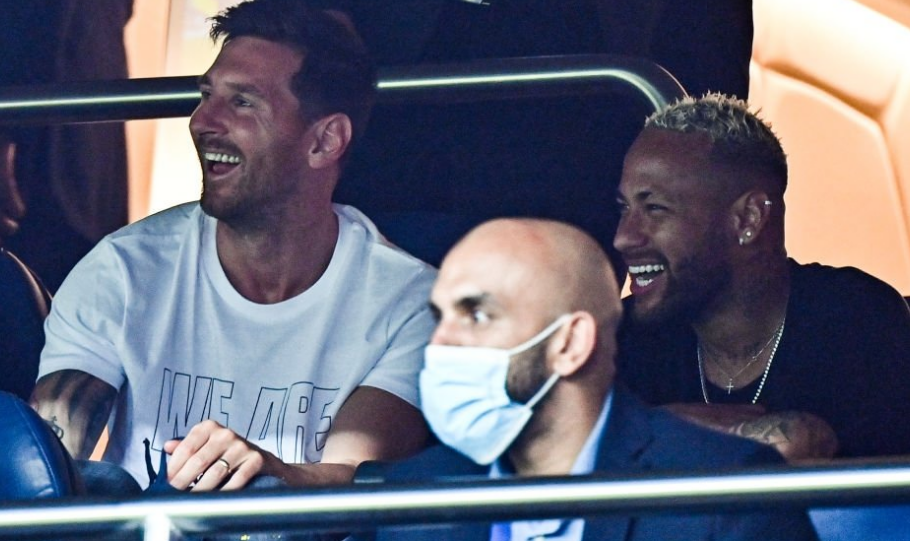 马德兴：路易斯肯定离开申花，阿苏埃和米内罗大概率被留用（马德兴：路易斯铁定离开申花，阿苏埃与米内罗有望继续留队）